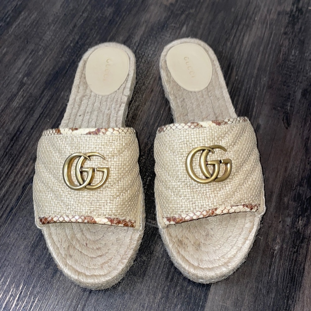 Gucci GG straw Espadrilles Slides “Like New”
